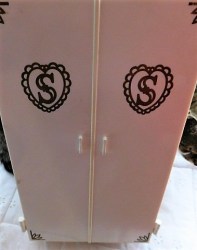sindy wardrobe